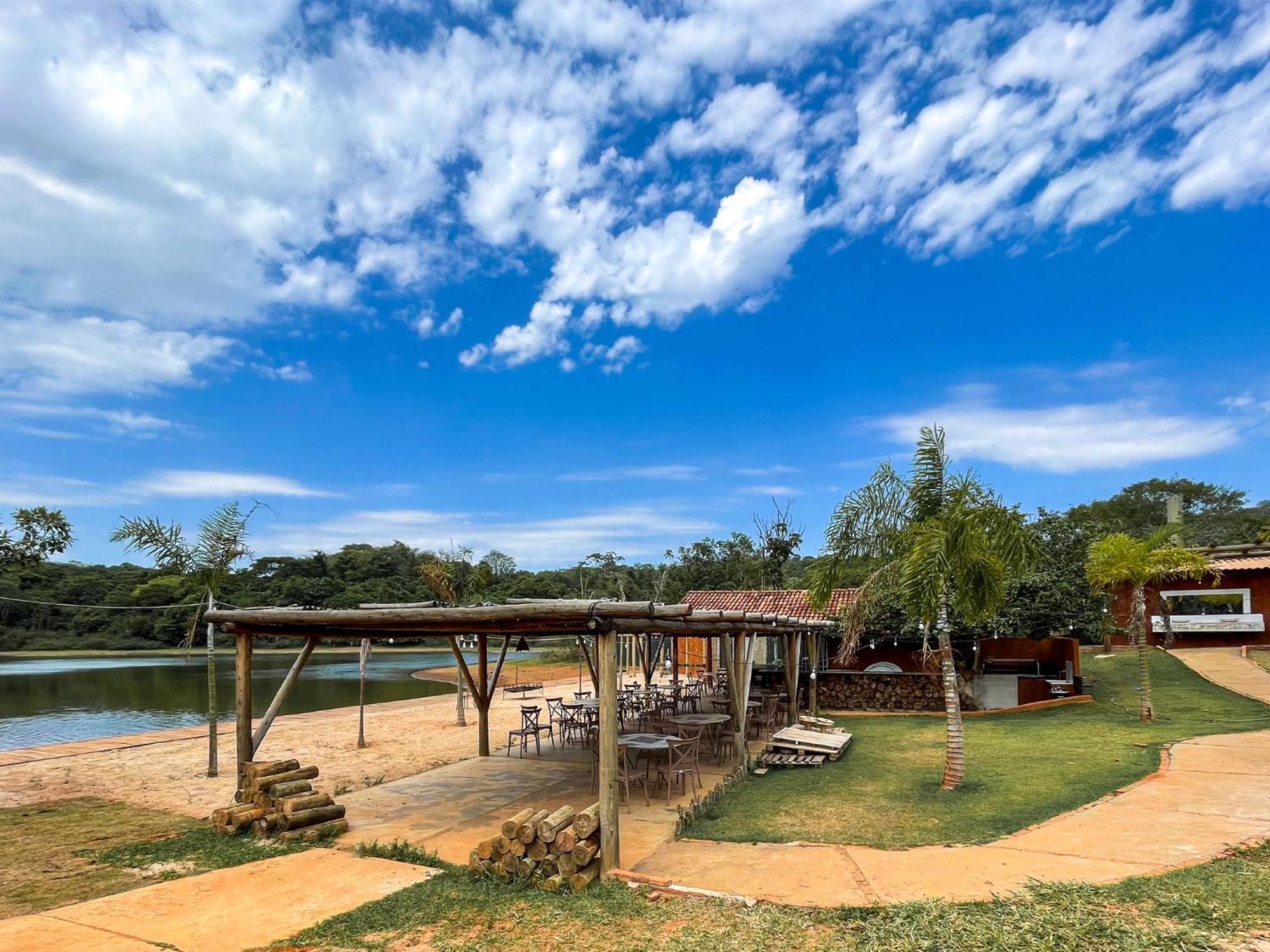 Ranchos 30 Hotel Fazenda Hidrolandia  Esterno foto