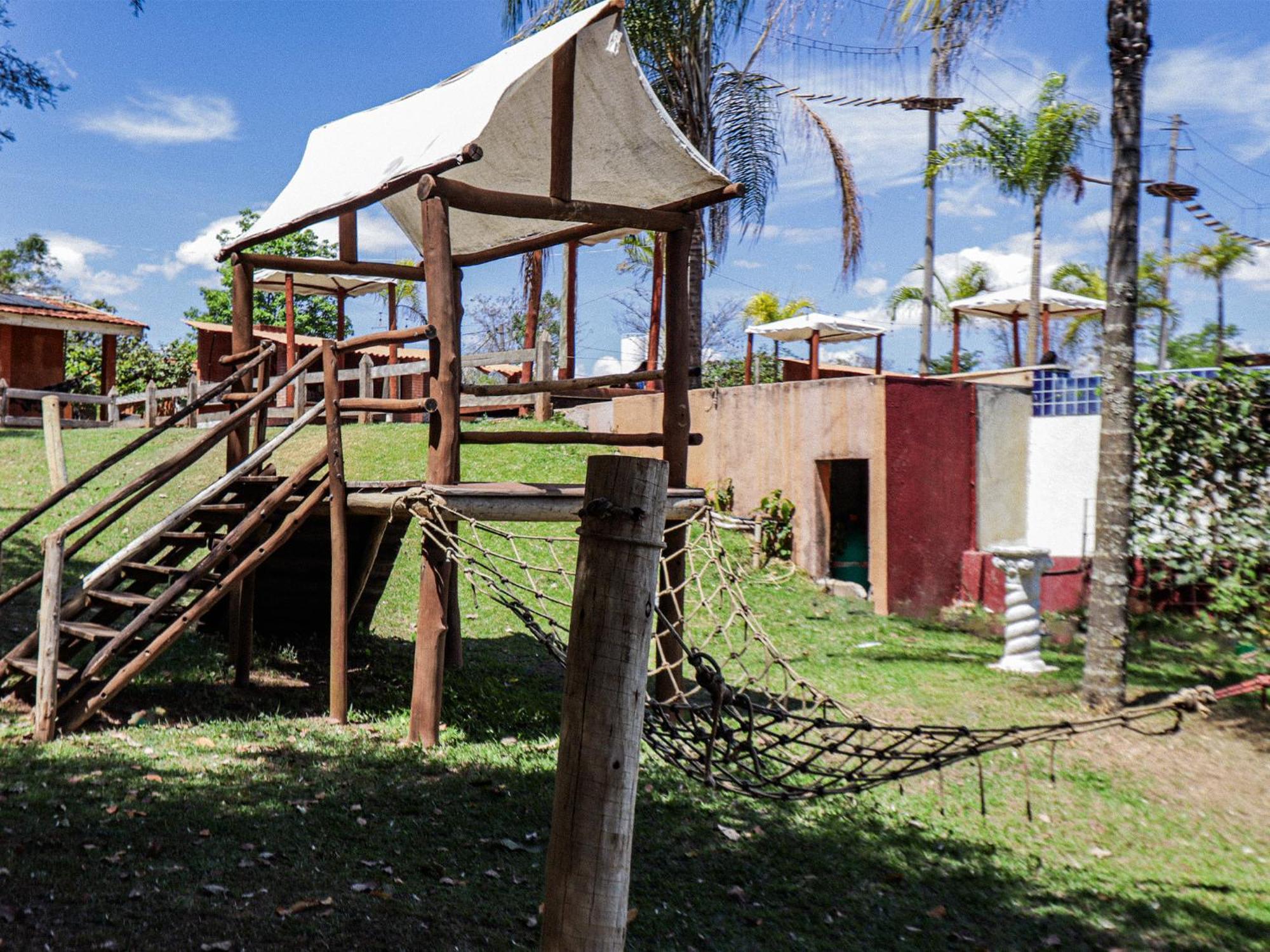 Ranchos 30 Hotel Fazenda Hidrolandia  Esterno foto